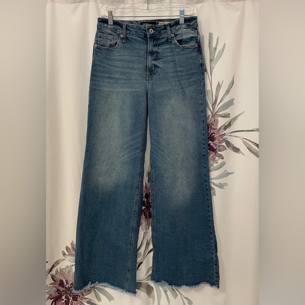New without tags BCBGeneration Wide-Leg Jeans